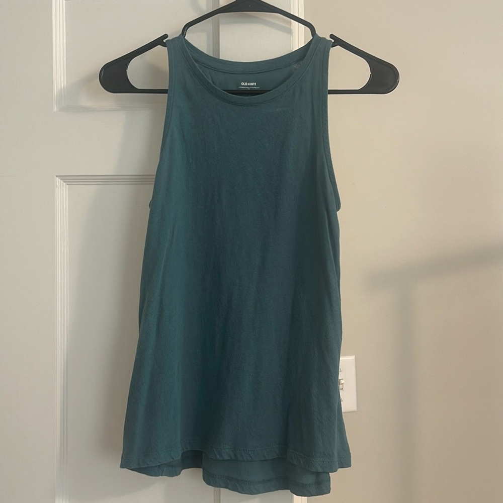 Old navy plain blue tank top. Size XS
